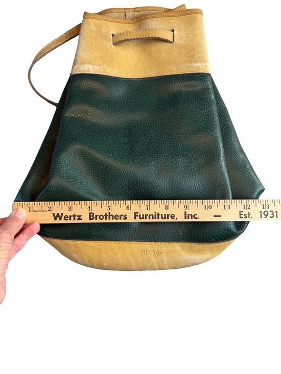 ARCO Green & Tan Leather Bucketbag Backpack VINTAGE main image 10